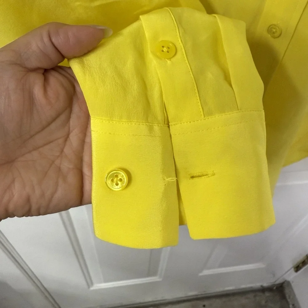 EQUIPMENT Women's Slim Signature‎ Silk Blouse in Yellow 2 Pockets $258 Size S